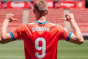 Українець Довбик знову став найкращим гравцем місяця у 