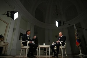 Карлсон не поставив Путіну насправді гострих питань: ЦСК спростовує фейки Путіна в інтерв’ю