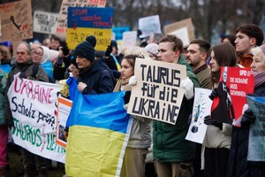 Якщо Україна програє, до ЄС може виїхати 10 млн біженців — депутат Бундестагу