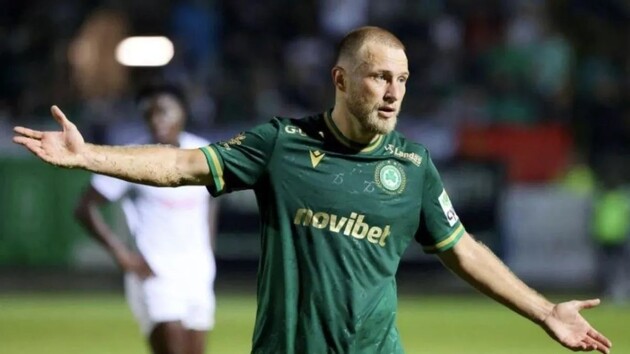 Роман Безус