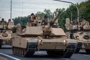 У Польщі попередили про посилений рух військової техніки на дорогах: починаються навчання НАТО