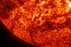 На Солнце произошла первая мощнейшая вспышка в этом году: как это было