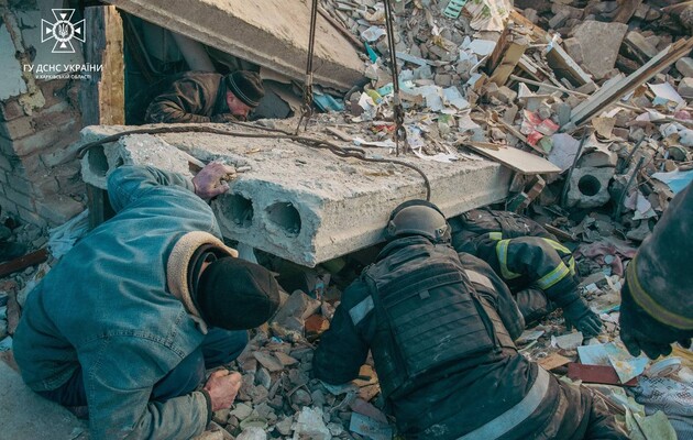 У Харківській області завершено аварійно-рятувальні роботи: зросла кількість загиблих