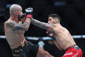 Испанский боец Топурия нокаутировал Волкановски и стал новым чемпионом UFC
