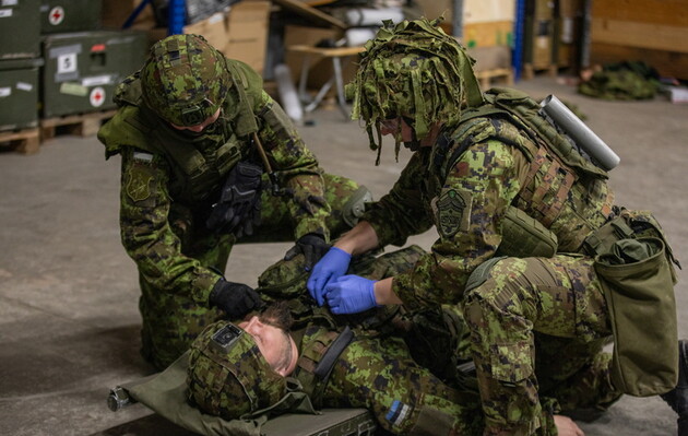 30 інструкторів-ветеранів бойових дій навчать надавати допомогу ще 5 тисяч людей
