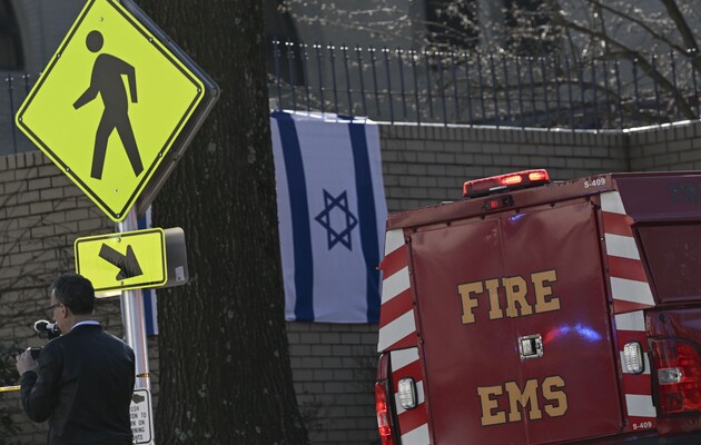 Американський льотчик підпалив себе біля посольства Ізраїлю у Вашингтоні