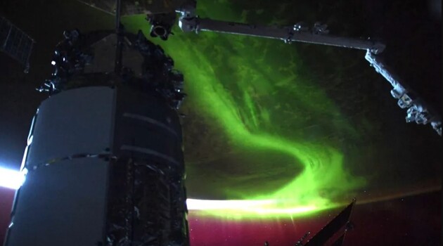 Астронавт МКС сделала впечатляющий снимок полярного сияния
