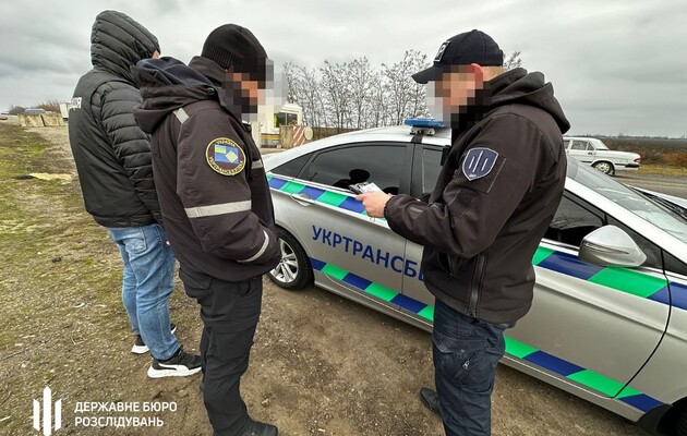 На Миколаївщині затримали керівника Укртрансбезпеки на мільйонних поборах з перевізників