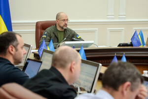 Шмигаль успокоил украинцев в связи с планами на возвращение граждан из-за границы