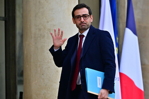 Глава МИД Франции: Мы должны говорить с Россией на том же языке - языке баланса сил