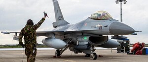 Украинские пилоты будут готовы летать на F-16 в июле, но самолетов на всех не хватит – NYT