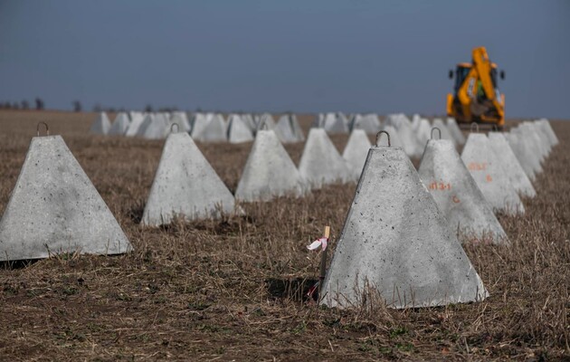 Зеленський знову збирав Ставку: Шмигаль доповів про фортифікації