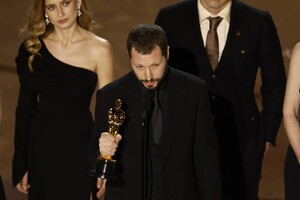Из международной телеверсии «Оскар» вырезали победу украинского фильма «20 дней в Мариуполе»