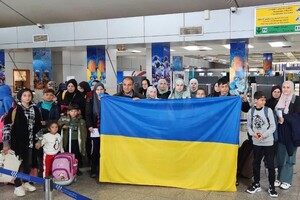 Більшість українців , яких евакуювали із Гази, вирішили повернутись додому – посол