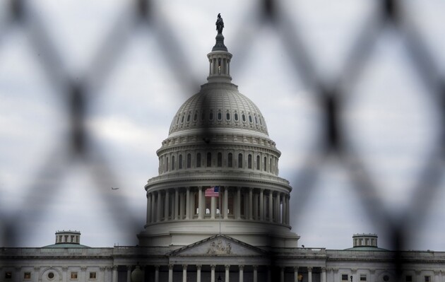 В Конгрессе США начали процедуру относительно голосования за помощь Украине вопреки воле спикера Джонсона