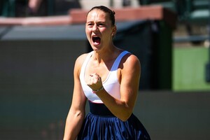 Украинская теннисистка Костюк легко обыграла россиянку и вышла в четвертьфинал крупного турнира