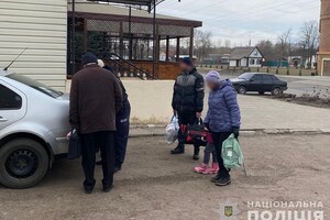 Армия РФ уничтожила мост в Сумской области: полиция показала видео эвакуации из пограничного села