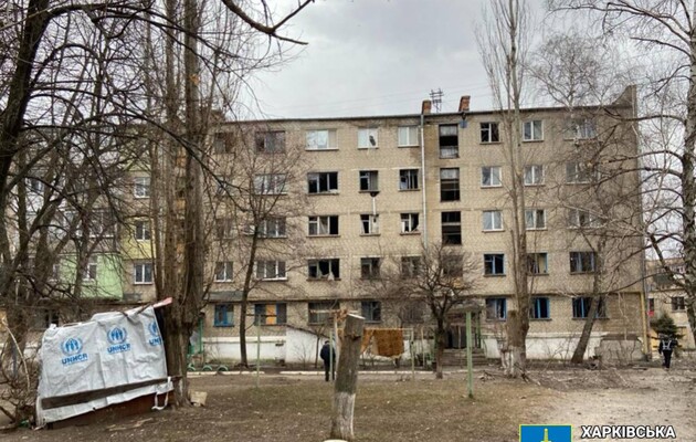 РФ обстреляла один из районов Харьковской области: есть пострадавшая и разрушения