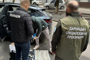 У забудовника вимагали 600 тисяч доларів хабара: учасників схеми затримали