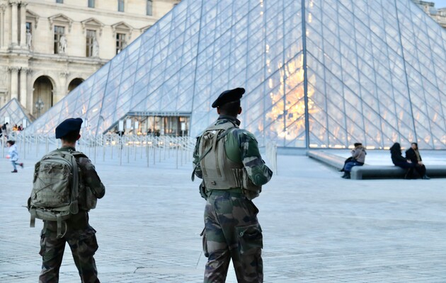 Американці попереджають про загрозу терактів у Франції. Те саме вони робили перед стріляниною у 