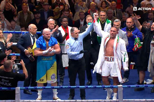 Украинский боксер проиграл титульный бой звездному экс-сопернику Владимира Кличко