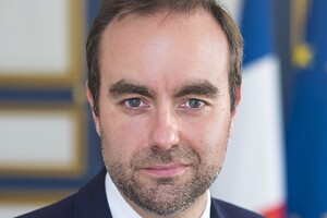 Міністри оборони Франції і Росії провели телефонну розмову, першу з жовтня 2022 року 