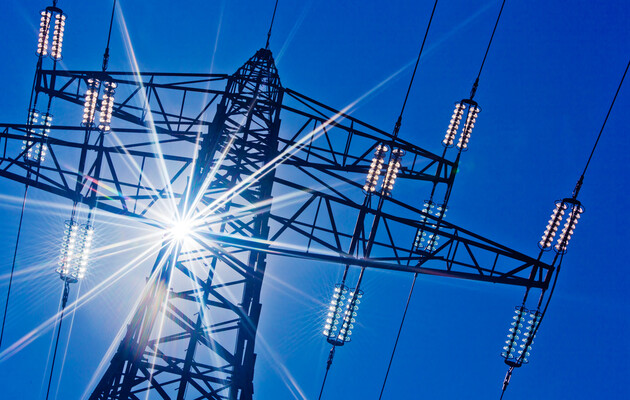 Срочное ограничение электроэнергии введено в шести областях Украины – Укрэнерго