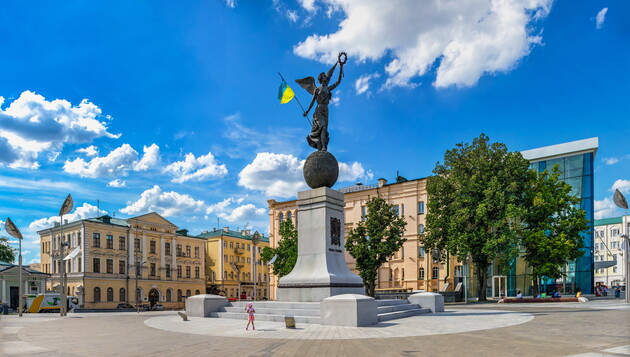 Харків'ян навмисно не евакуюють з міста, щоб «підставити під удар»: росіяни розганяють новий фейк