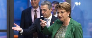 Мы находимся в процессе уточнения деталей относительно места, даты и стран-участниц Саммита мира – президент Швейцарии