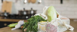 Полезные лайфхаки: как хранить продукты без холодильника при отключении света