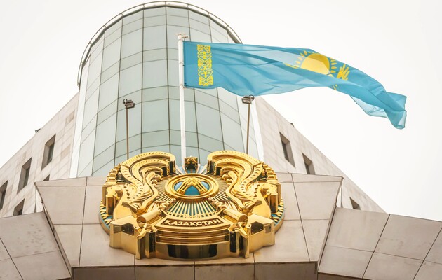 У Казахстані стримано реагують на тривожні сигнали зі сторони Росії, сподіваючись, що вона не наважиться на нове вторгнення — експерт 