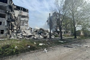 РФ сбросила КАБы на многоэтажку и убила трех человек в Донецкой области