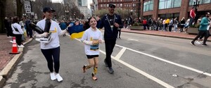 12-річна українка заради допомоги військовому пробігла на протезах Бостонський марафон