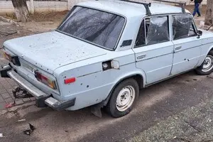 Обстрел Днепровского района: россияне убили мужчину, который ремонтировал авто