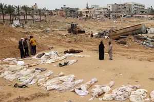Майже 400 тіл було знайдено в масовому похованні на території лікарні в Газі — цивільна оборона Палестини