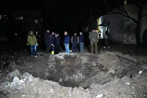В Харькове ракета попала рядом с медучреждением, по меньшей мере, один человек пострадал