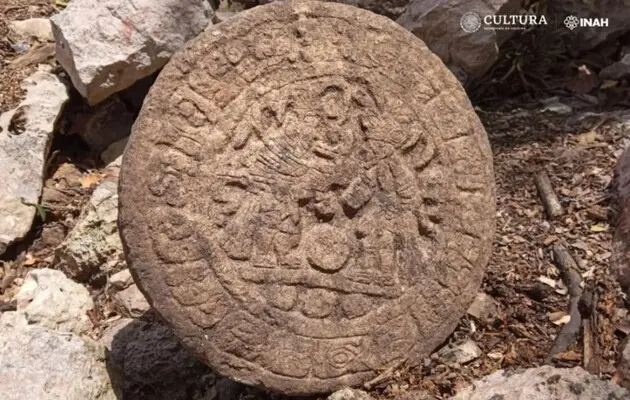 Археологи знайшли сліди ритуальних трав на майданчику для гри у м'яч майя
