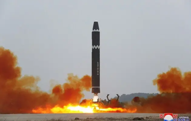 Північнокорейська ракета Hwasong-15 