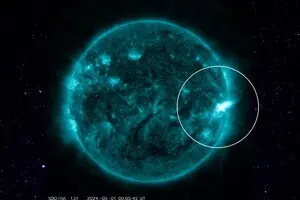 На Сонці стався потужний спалах: потік плазми мчить до Землі