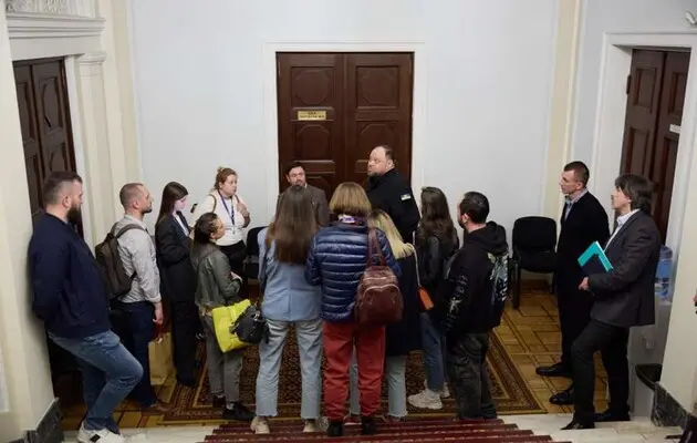 Журналисты вернутся в Верховную Раду, но руководство парламента установило ограничения