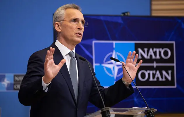 Україна не просила про розміщення військ НАТО на своїй території ‒ Столтенберг