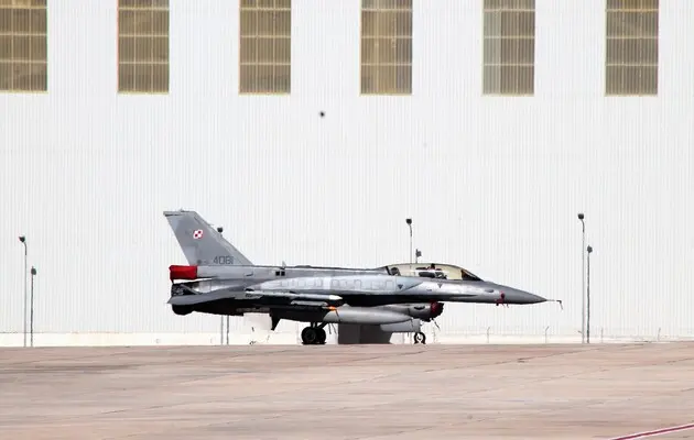 Німецький журналіст вибачився за помилкові терміни поставки F-16 в Україну