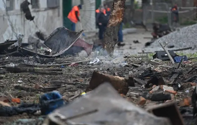 Войска РФ сбросили авиабомбы на дома в Харькове: опубликованы последствия удара