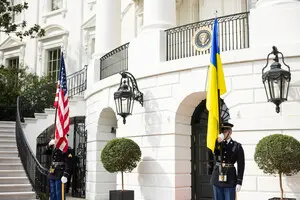 Украина пытается убедить США разрешить бить по России американским оружием — Politico