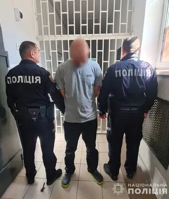 На Закарпатье задержан мужчина, который при проверке документов стрелял по полицейским