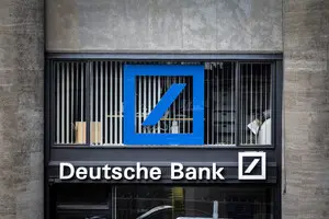 Компанія, що належить “Газпрому” через суд арештувала $360 млн активів Deutsche Bank і Commerzbank