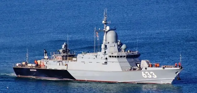 Удар по Севастополю: у Генштабі підтвердили ураження російського ракетного корабля “Циклон”