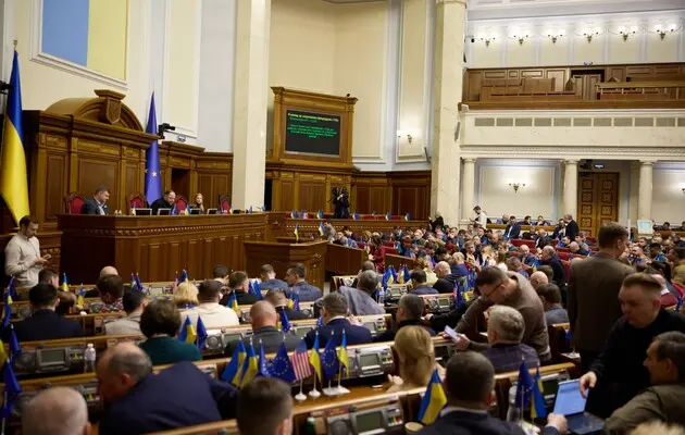 У Верховній Раді вирішили скасувати оподаткування допомоги військовим без статусу УБД