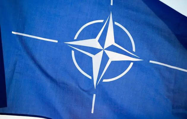 Нейтральные страны должны вступить в НАТО, если хотят получить защиту — министр обороны Великобритании