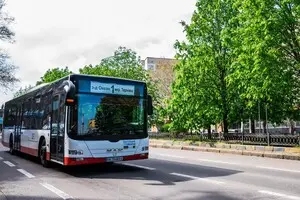 У Миколаєві скорочують кількість автобусів через мобілізацію водіїв